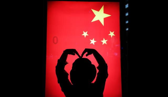 拯救被困的消防员